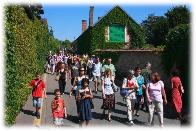 La Petite Maison De Giverny - Gite De Charme 5 Etoiles Au Coeur Du Village - 3 Chambres エクステリア 写真